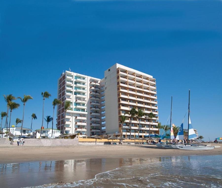 Las Flores Beach Resort Mazatlan Exterior photo