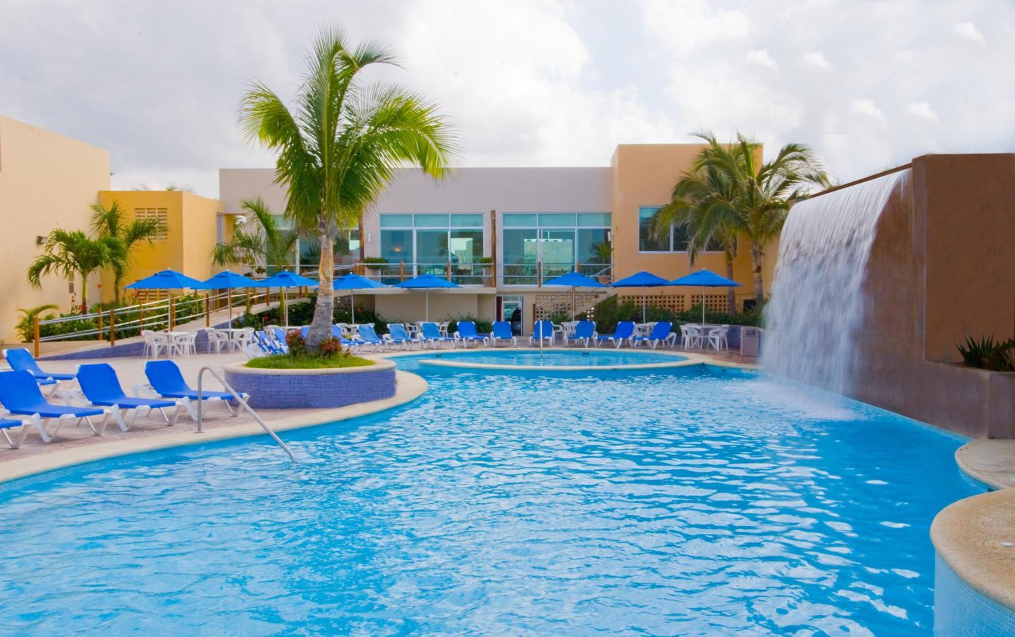 Las Flores Beach Resort Mazatlan Exterior photo