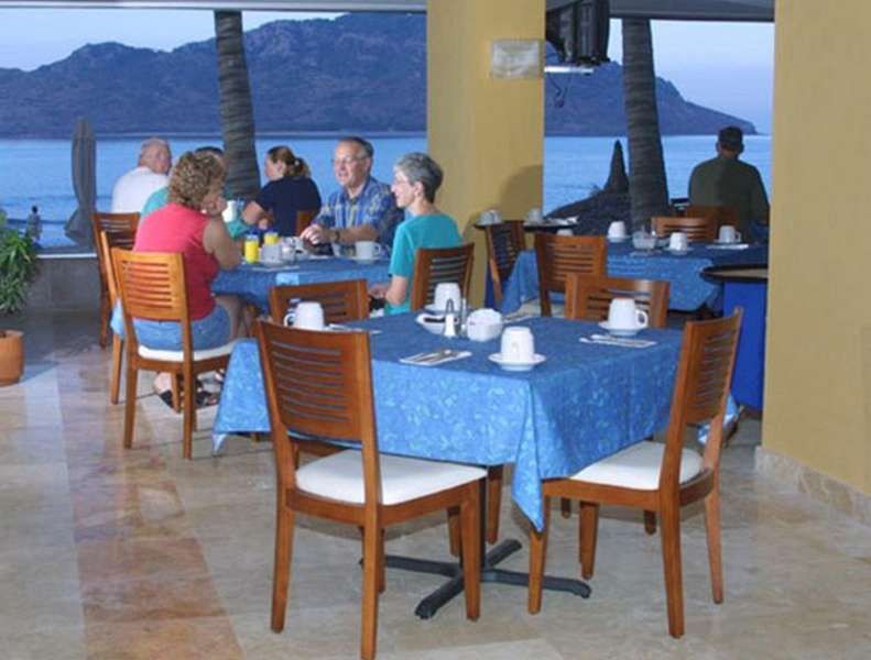 Las Flores Beach Resort Mazatlan Restaurant photo