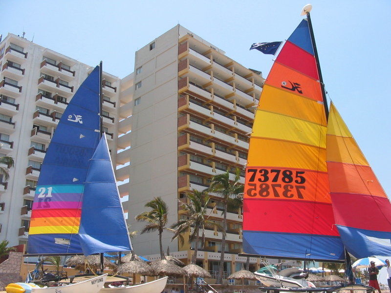 Las Flores Beach Resort Mazatlan Exterior photo