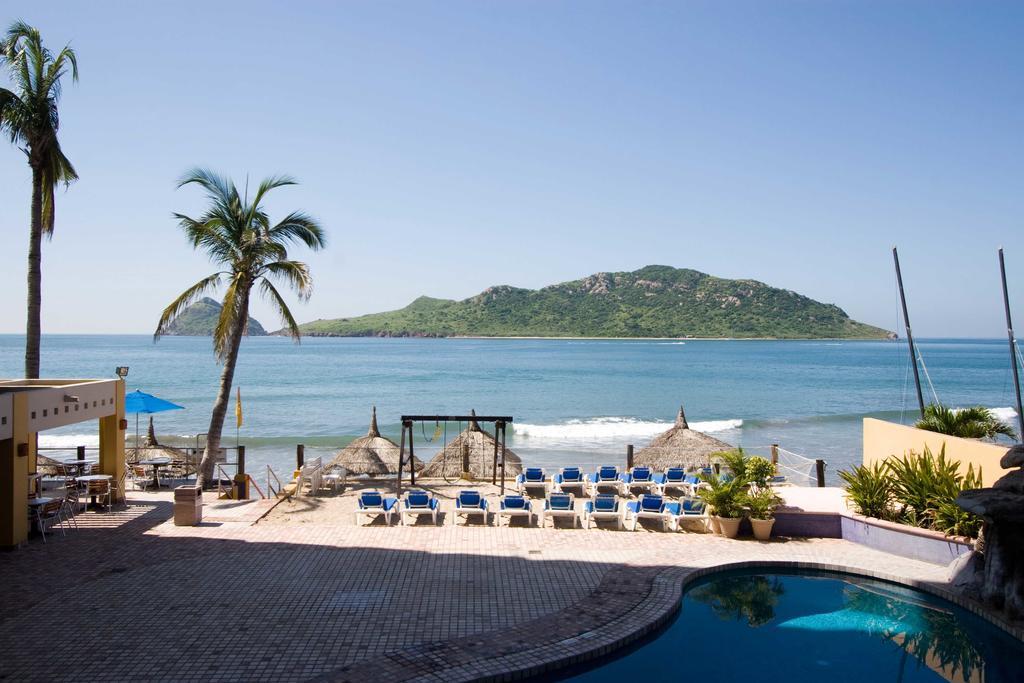 Las Flores Beach Resort Mazatlan Exterior photo