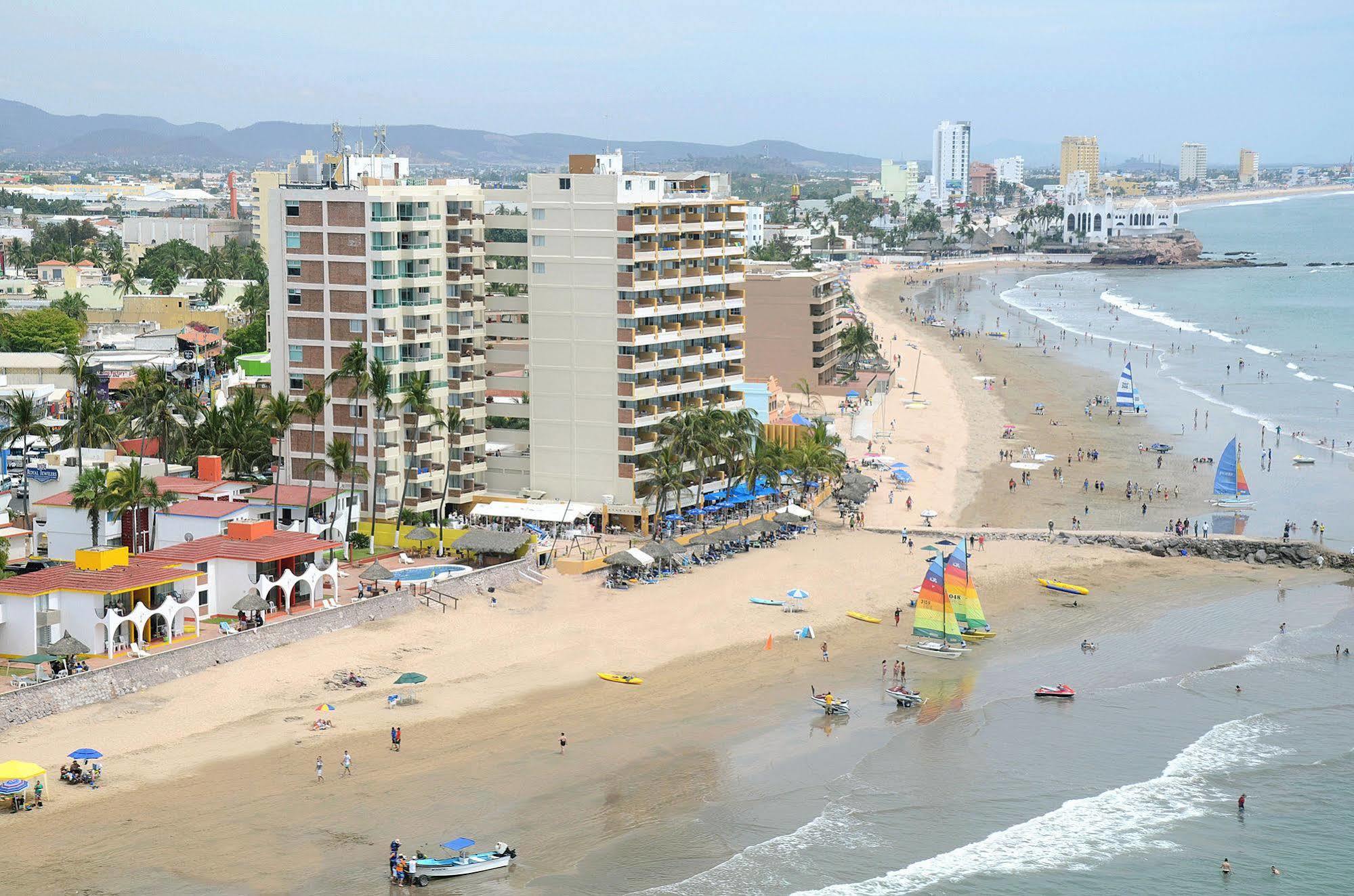 Las Flores Beach Resort Mazatlan Exterior photo